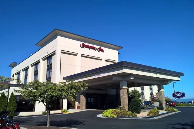 Photo 1 - Hampton Inn Harrisonburg - University