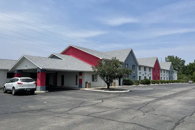Photo 1 - Ramada by Wyndham Effingham