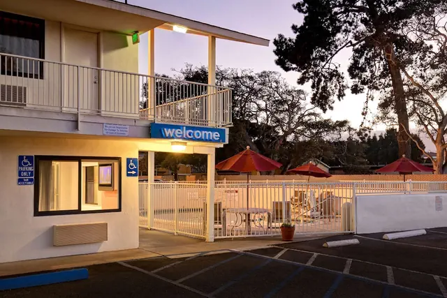 Photo 1 - Vagabond Inn Monterey
