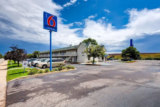 Photo 1 - Motel 6 Wheat Ridge, CO - West - Denver North