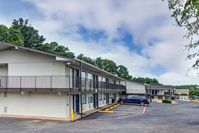 Photo 1 - Motel 6 Longview, TX