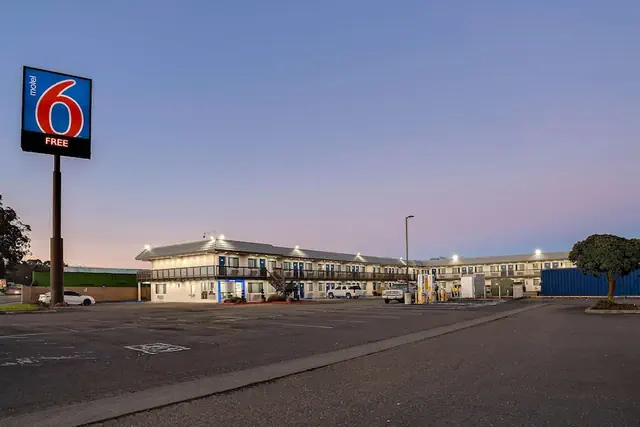 Photo 1 - Motel 6 Eureka, CA – Redwood Coast