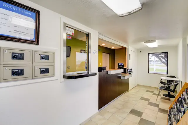 Photo 1 - Studio 6 Midwest City, OK - Oklahoma City