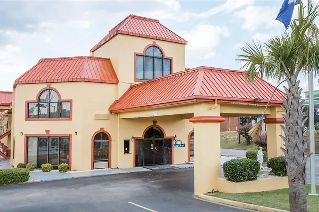 Photo 1 - Red Roof Inn Orangeburg