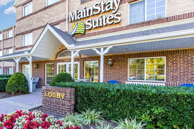 Photo 1 - MainStay Suites Brentwood-Nashville