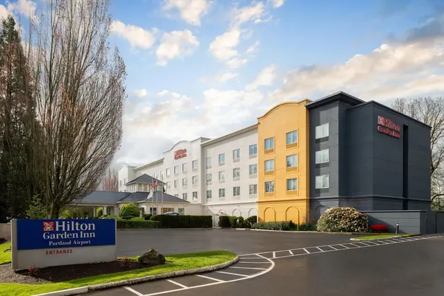 Photo 1 - Hilton Garden Inn Portland Airport