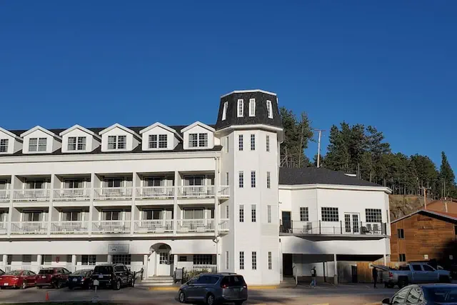 Photo 1 - Roosevelt Inn Mount Rushmore