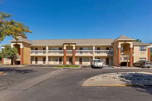 Photo 1 - Extended Stay America Select Suites Denver Aurora South