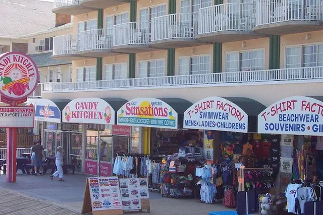 Photo 1 - Paradise Plaza Inn