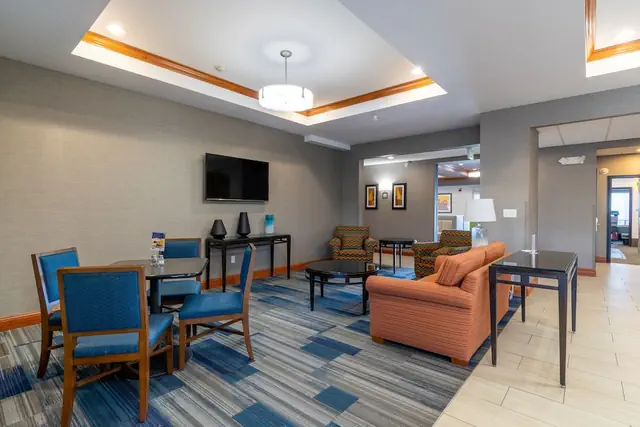 Photo 1 - Holiday Inn Express Hotel & Suites Limon I-70 by IHG