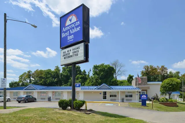 Photo 1 - Americas Best Value Inn & Suites St. Clairsville Wheeling