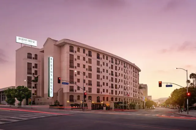 Photo 1 - Burton House, Beverly Hills, A Tribute Portfolio Hotel