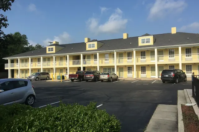 Photo 1 - Quality Inn Laurinburg