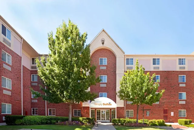Photo 1 - Sonesta Simply Suites Arlington Entertainment District