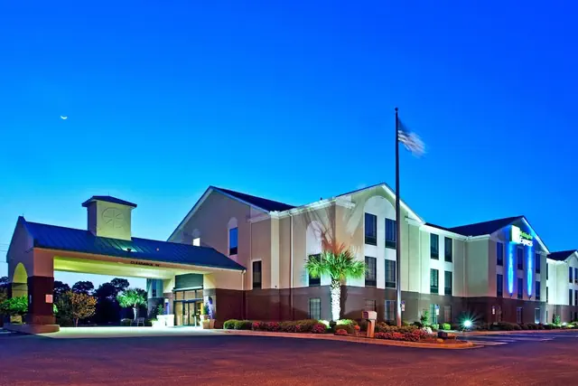Photo 1 - Holiday Inn Express & Suites Milton East I-10 by IHG