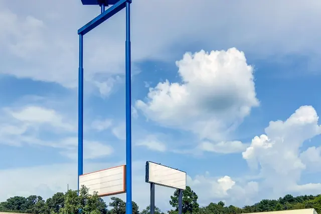 Photo 1 - Motel 6 Lindale, TX