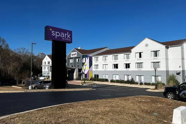 Photo 1 - Spark by Hilton Macon North