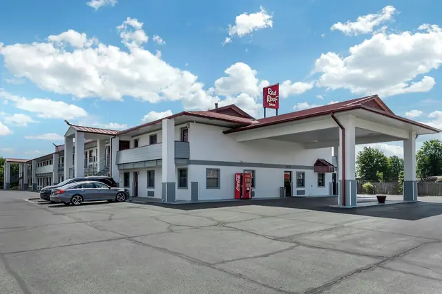 Photo 1 - Red Roof Inn West Memphis, AR