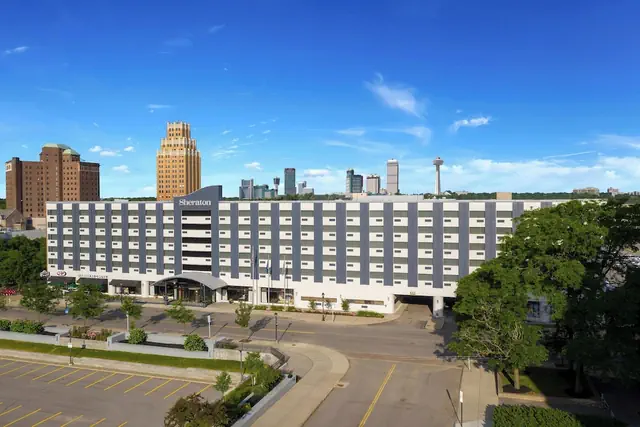 Photo 1 - Sheraton Niagara Falls