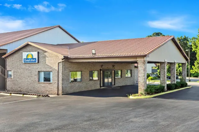 Photo 1 - Days Inn by Wyndham Huntington