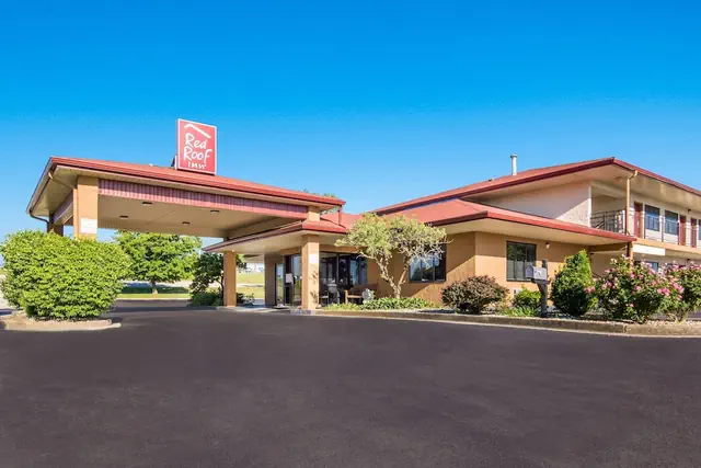 Photo 1 - Red Roof Inn Shelbyville