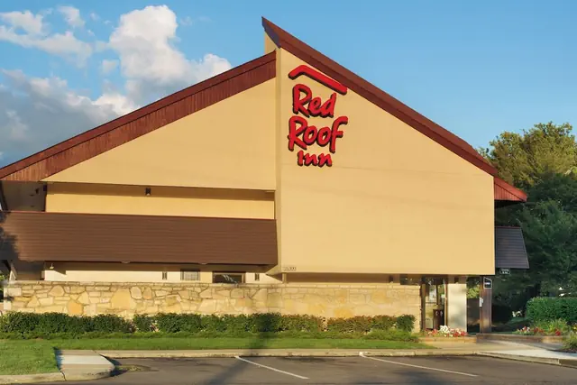 Photo 1 - Red Roof Inn Detroit - Warren