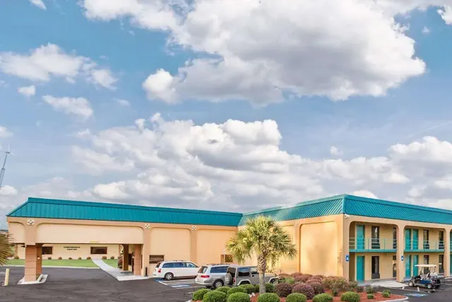 Photo 1 - Quality Inn Macon West