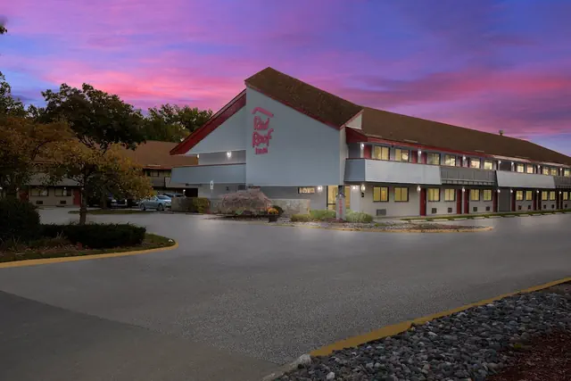Photo 1 - Red Roof Inn Cleveland - Westlake