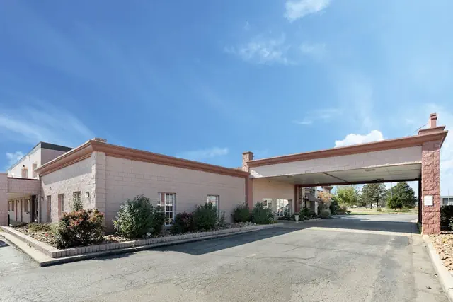 Photo 1 - Quality Inn & Suites Paragould