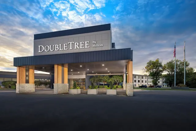 Photo 1 - DoubleTree by Hilton Manhattan, KS