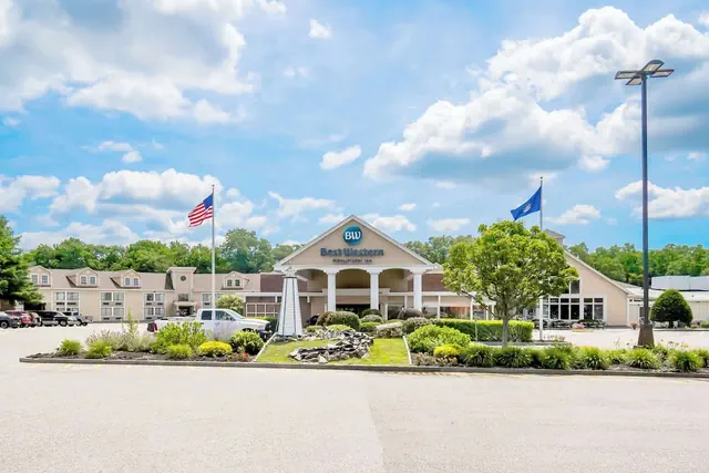 Photo 1 - Best Western Merry Manor Inn