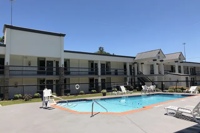 Photo 1 - Quality Inn Dalton East