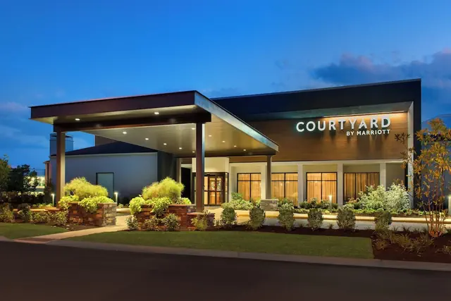 Photo 1 - Courtyard by Marriott Philadelphia Devon/Villanova