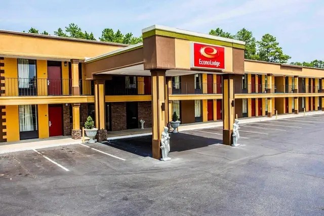 Photo 1 - Econo Lodge Aiken Central