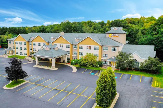 Photo 1 - Comfort Suites Marquette