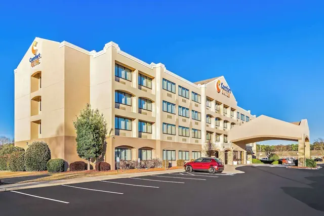 Photo 1 - Comfort Suites Lumberton North
