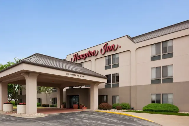Photo 1 - Hampton Inn - Cedar Rapids