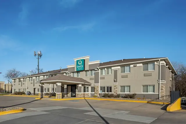 Photo 1 - Quality Inn & Suites Des Moines Airport