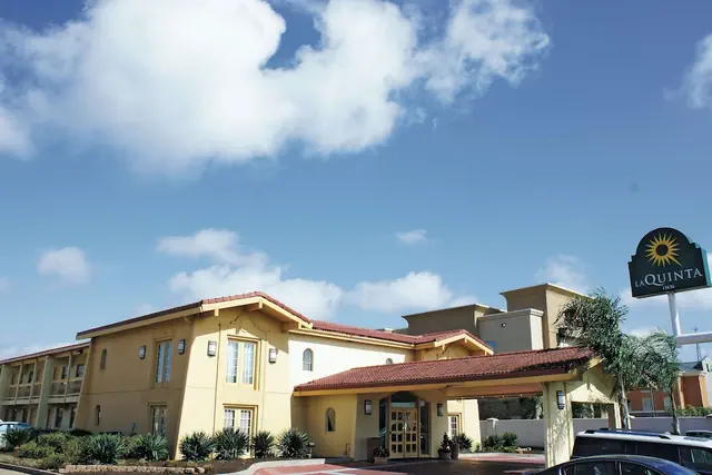 Photo 1 - La Quinta Inn by Wyndham Clute Lake Jackson
