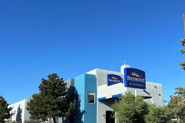 Photo 1 - Baymont by Wyndham Santa Fe