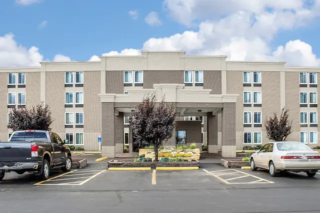 Photo 1 - Comfort Inn Dunmore - Scranton East