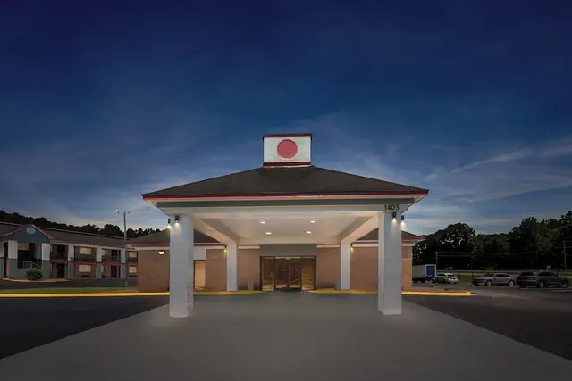 Photo 1 - Red Roof Inn Sanford