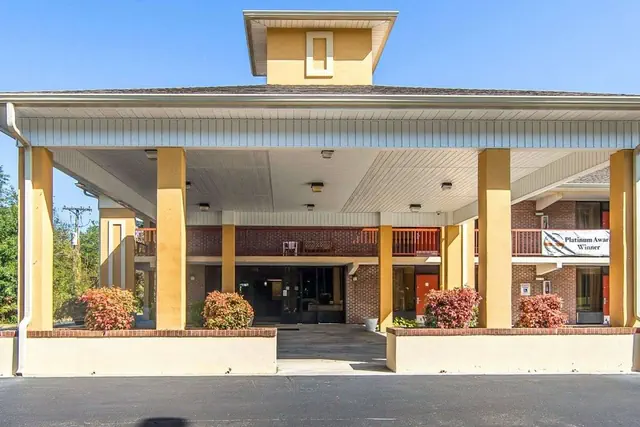 Photo 1 - Quality Inn Sweetwater West