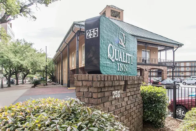 Photo 1 - Quality Inn Downtown Historic District