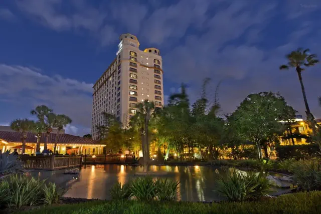 Photo 1 - DoubleTree by Hilton Orlando Theme Park Resort