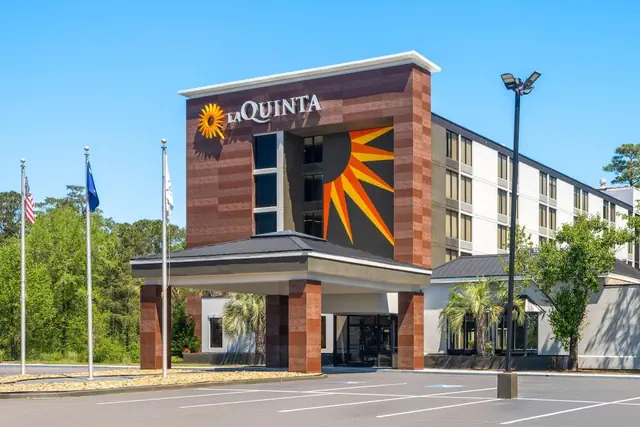 Photo 1 - La Quinta Inn & Suites by Wyndham Myrtle Beach