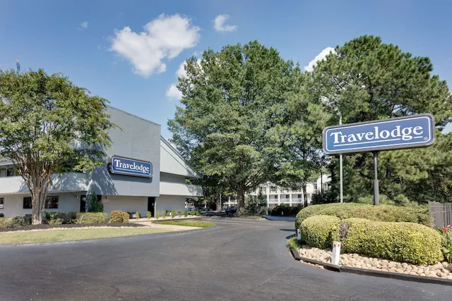 Photo 1 - Travelodge by Wyndham College Park