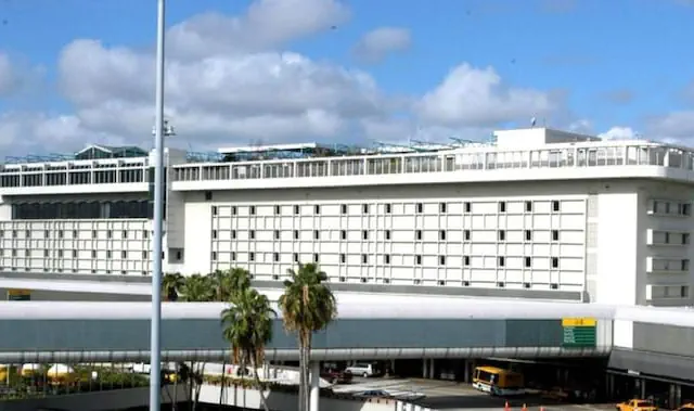 Photo 1 - Miami International Airport Hotel