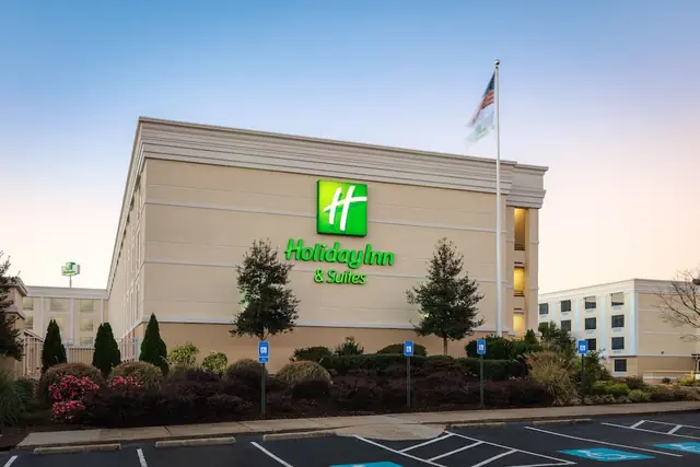 Photo 1 - Holiday Inn Hotel & Suites Atlanta Airport-North by IHG