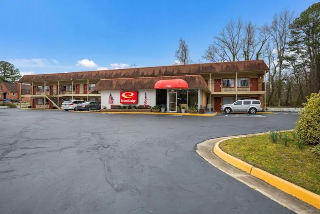 Photo 1 - Econo Lodge Williamsburg Historic Area